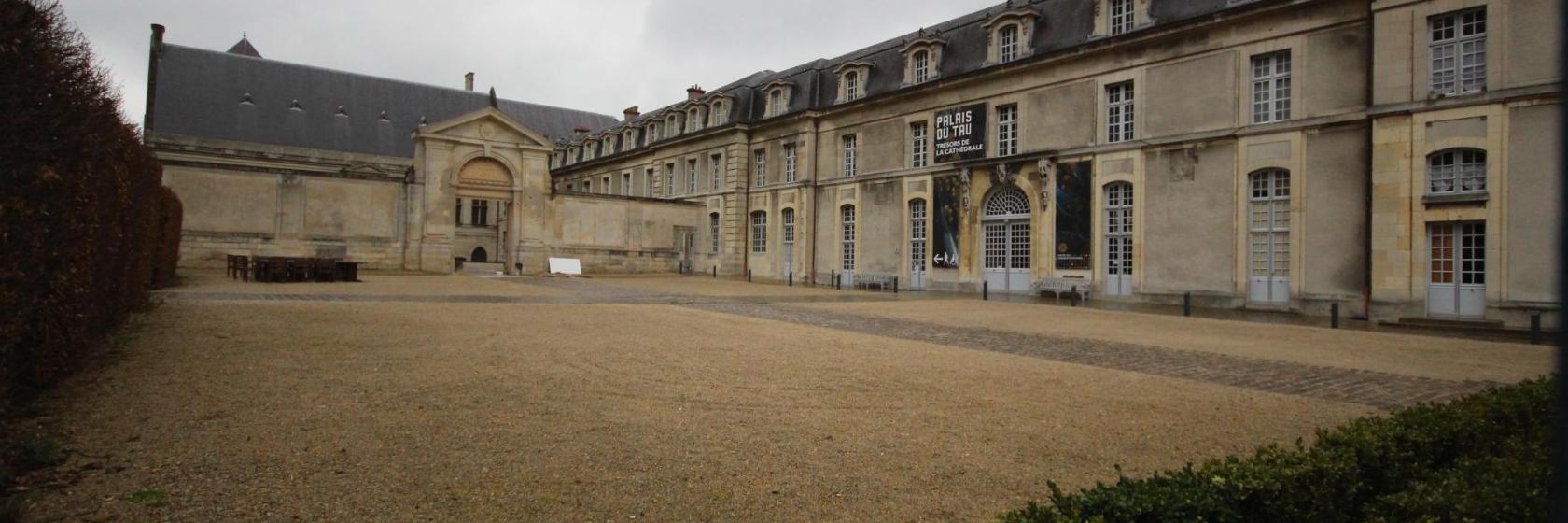 Paleis van Tau